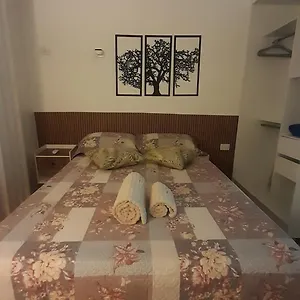  Apartamento Casa Amarela - Unidade 02